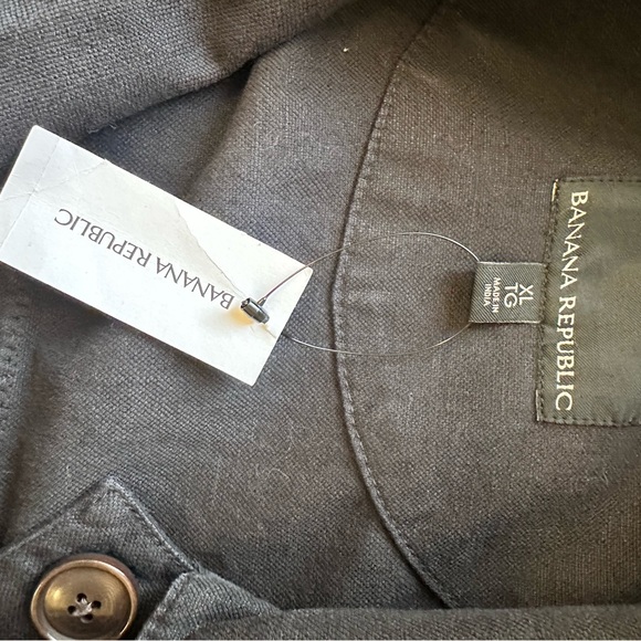 Banana Republic Cropped Denim Jacket - Picture 3 of 3